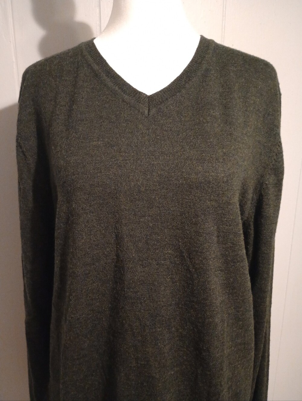 Apt. 9 Dark Green V-Neck Wool & Acrylic Sweater Size Large